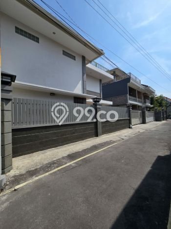 Dijual Rumah Mewah Exclusive di Laweyan, Surakarta Dijual Rumah Mewah Exclusive di Laweyan, Surakarta