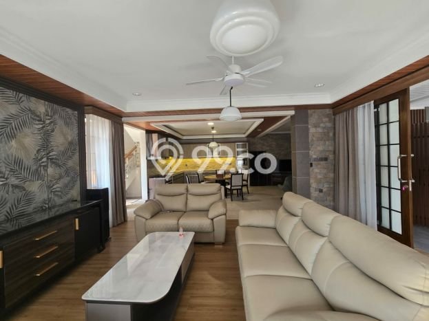 Dijual Rumah Mewah Exclusive di Laweyan, Surakarta Dijual Rumah Mewah Exclusive di Laweyan, Surakarta