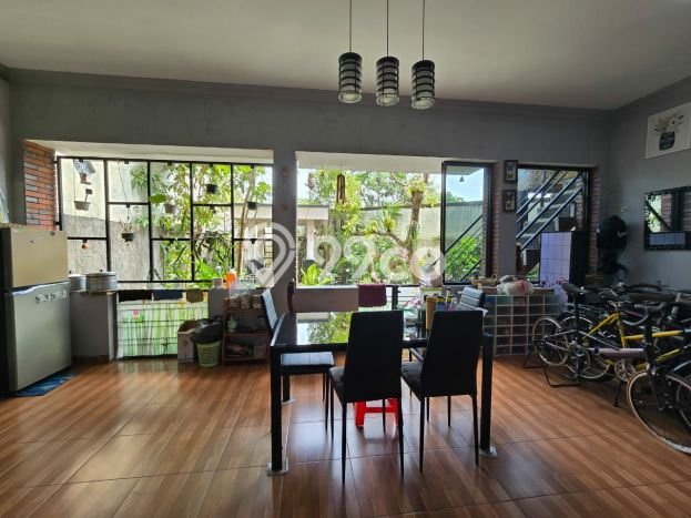 Hunian Cantik Modern Lb 200m2 di Colomadu, Karanganyar Hunian Cantik Modern Lb 200m2 di Colomadu, Karanganyar