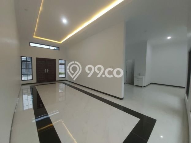 Rumah Strategis di Solo Baru, 3 KT, Lingkungan Tenang, LT 127m² Bangunan 160m² Rumah Strategis di Solo Baru, 3 KT, Lingkungan Tenang, LT 127m² Bangunan 160m²