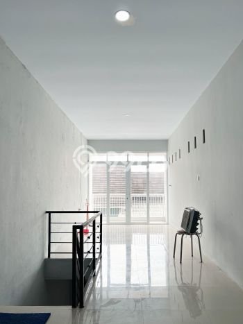 Hunian Cantik Modern Lb 120m2 di Colomadu, Karanganyar Hunian Cantik Modern Lb 120m2 di Colomadu, Karanganyar