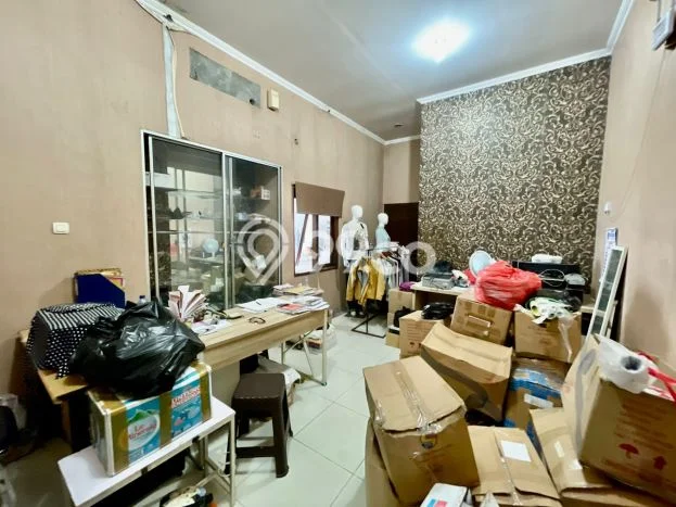 Gudang Dijual di Sukoharjo LT 1120m2, LB 910m2 untuk Investasi Gudang Dijual di Sukoharjo LT 1120m2, LB 910m2 untuk Investasi