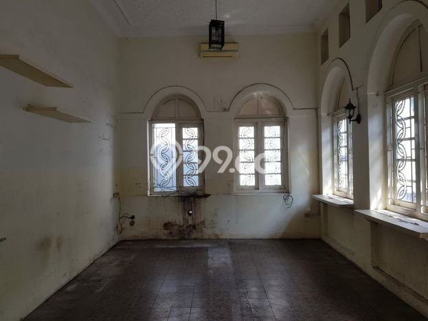 Sewa cepat rumah minimalis lokasi strategis 4 Kamar di Laweyan, Solo Sewa cepat rumah minimalis lokasi strategis 4 Kamar di Laweyan, Solo