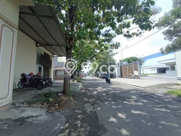 Gudang disewakan di Jaten Karanganyar dengan luas bangunan 800m2 Gudang disewakan di Jaten Karanganyar dengan luas bangunan 800m2