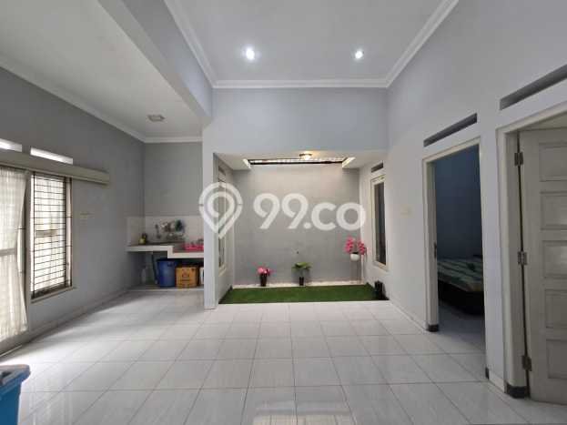 Jual Rumah Bagus Siap Huni LB 70m2 di Laweyan, Solo Jual Rumah Bagus Siap Huni LB 70m2 di Laweyan, Solo