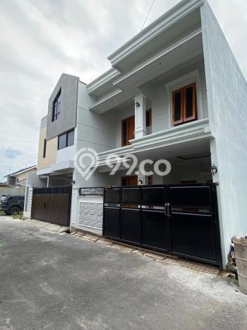 Rumah Siap Huni di Gentan, Solo, Luas 95m² Bangunan 180m² Rumah Siap Huni di Gentan, Solo, Luas 95m² Bangunan 180m²