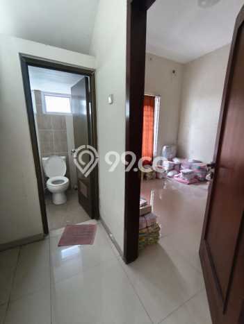Siap Huni Rumah Mewah 4 Kamar di Pasar Kliwon Dekat ke Mana Pun Siap Huni Rumah Mewah 4 Kamar di Pasar Kliwon Dekat ke Mana Pun
