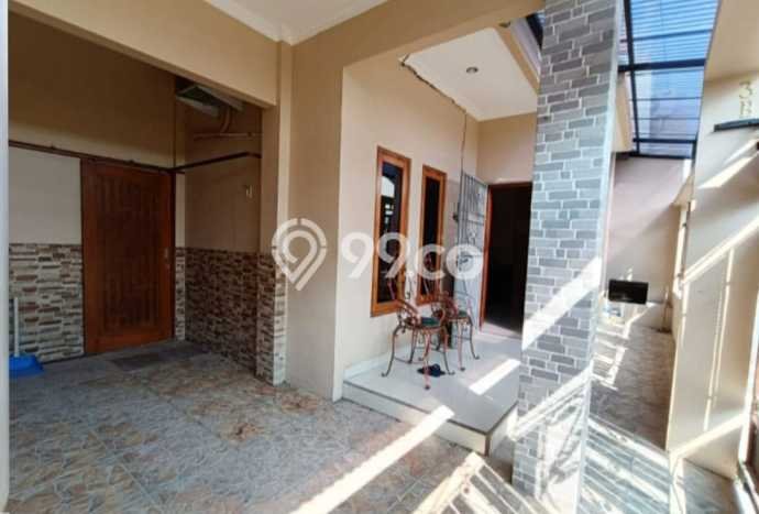 For Sale Rumah 4 Kamar Lokasi Strategis Bagus dan Strategis di Colomadu For Sale Rumah 4 Kamar Lokasi Strategis Bagus dan Strategis di Colomadu