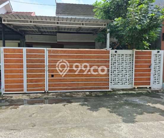 Dijual Rumah Strategis Bagus Punya 2 KT di Kartosuro Solo SHM Dijual Rumah Strategis Bagus Punya 2 KT di Kartosuro Solo SHM