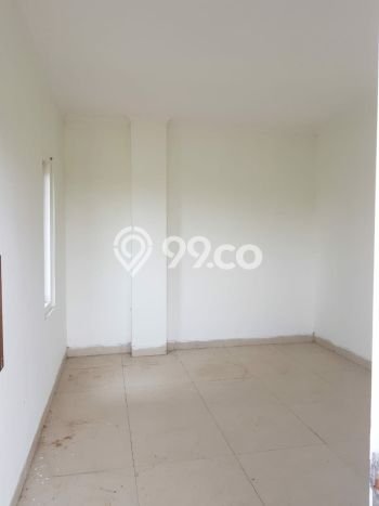 Area Ramai! Gudang Dijual di Mojogedang untuk Bisnis Luas Bangunan 1750m2 Area Ramai! Gudang Dijual di Mojogedang untuk Bisnis Luas Bangunan 1750m2