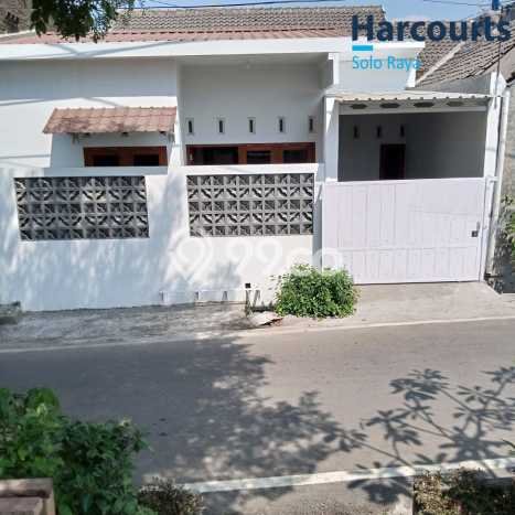 Jual Rumah Murah Meriah mojosongo Punya 2 Kamar & LT 56m2 Jual Rumah Murah Meriah mojosongo Punya 2 Kamar & LT 56m2