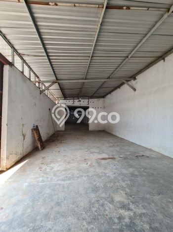 Gudang untuk disewa di Karanganyar punya LT 1100m2 & LB 700m2 harga sewa kompetitif Gudang untuk disewa di Karanganyar punya LT 1100m2 & LB 700m2 harga sewa kompetitif