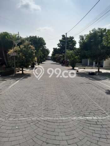 Jual Rumah Strategis Bagus Punya 4 KT di Gentan Solo SHM Jual Rumah Strategis Bagus Punya 4 KT di Gentan Solo SHM