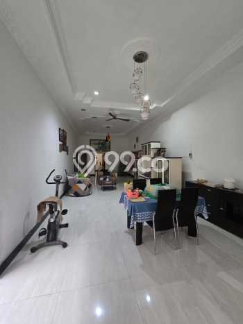 Dijual Cepat Rumah Bagus Siap Huni LB 8m2 di Jebres, Solo Dijual Cepat Rumah Bagus Siap Huni LB 8m2 di Jebres, Solo