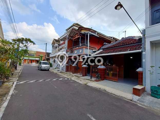 Rumah Modern Cantik 3 KT Bisa Langsung Pindah di Colomadu Rumah Modern Cantik 3 KT Bisa Langsung Pindah di Colomadu