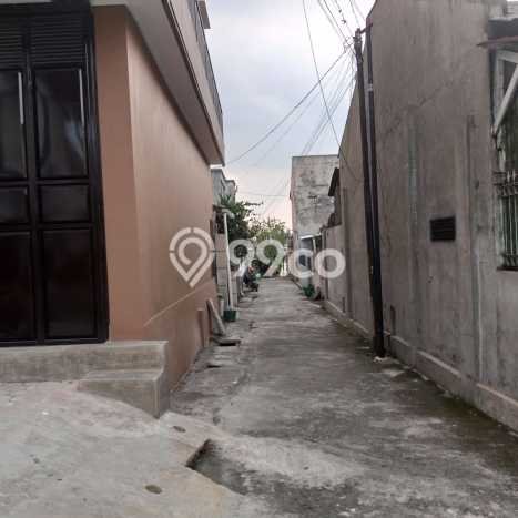 Disewakan Ruko komersial di Jebres luas bangunan 160m2 Disewakan Ruko komersial di Jebres luas bangunan 160m2
