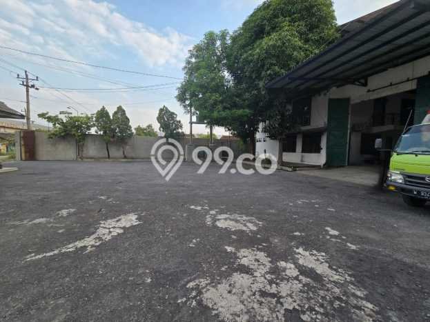 Gudang Dijual Lokasi Stratagis di Karanganyar Solo Cocok untuk Investasi Gudang Dijual Lokasi Stratagis di Karanganyar Solo Cocok untuk Investasi