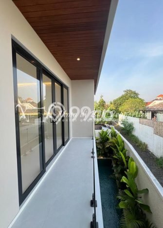 Disewakan! Rumah 2 Kamar Tidur &
2 Kamar Mandi di Canggu, Badung Disewakan! Rumah 2 Kamar Tidur &
2 Kamar Mandi di Canggu, Badung