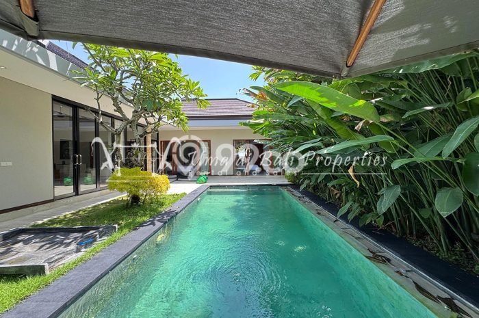 Rumah Sewa Badung LT 250m2 LB 195m2 Area Umalas Rumah Sewa Badung LT 250m2 LB 195m2 Area Umalas