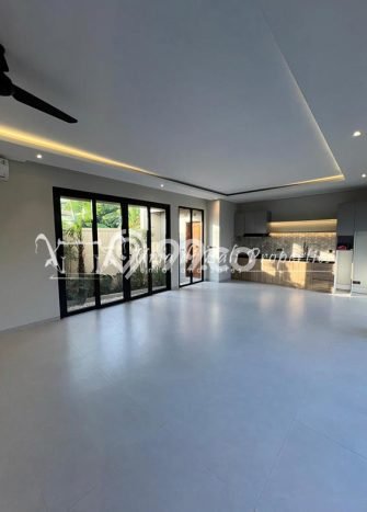 Disewakan! Rumah 2 Kamar Tidur &
2 Kamar Mandi di Canggu, Badung Disewakan! Rumah 2 Kamar Tidur &
2 Kamar Mandi di Canggu, Badung