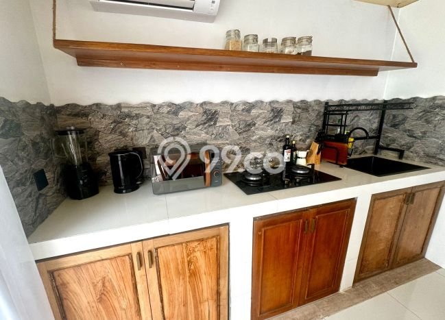 Rumah Disewakan Badung LT 240m2 LB 195m2 Area Dalung Rumah Disewakan Badung LT 240m2 LB 195m2 Area Dalung