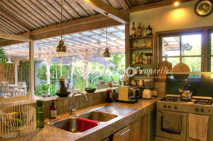 Jarang Ada! Rumah Sewa 5 Kamar Nyaman Siap Huni Kerobokan Jarang Ada! Rumah Sewa 5 Kamar Nyaman Siap Huni Kerobokan