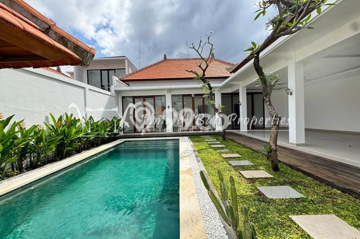 Rumah area Umalas, Dekat Tol, 3 KM, LT 300m² LB 215m² Rumah area Umalas, Dekat Tol, 3 KM, LT 300m² LB 215m²