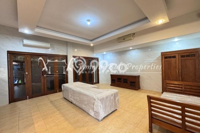 Disewakan! Rumah 2 Kamar Tidur &
2 Kamar Mandi di Canggu, Badung Disewakan! Rumah 2 Kamar Tidur &
2 Kamar Mandi di Canggu, Badung