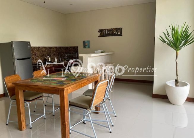 Hunian Ideal dengan LT 200m2 & LB 150m2 Disewakan di Seminyak Hunian Ideal dengan LT 200m2 & LB 150m2 Disewakan di Seminyak