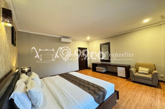 Sewa Rumah Harga Terjangkau di Seminyak Badung Punya 4 KT Sewa Rumah Harga Terjangkau di Seminyak Badung Punya 4 KT