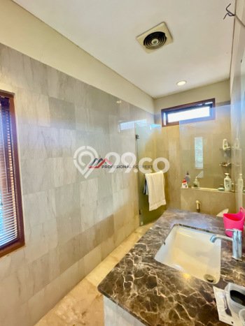 Rumah Elit Modern Tanpa Renovasi di Pejaten Jakarta Selatan Rumah Elit Modern Tanpa Renovasi di Pejaten Jakarta Selatan