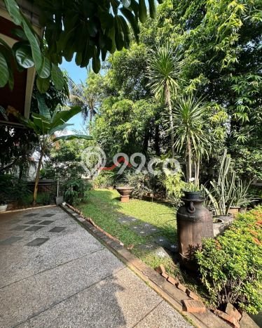 Dijual Rumah Mewah Exclusive di Jagakarsa, Jakarta Selatan Dijual Rumah Mewah Exclusive di Jagakarsa, Jakarta Selatan