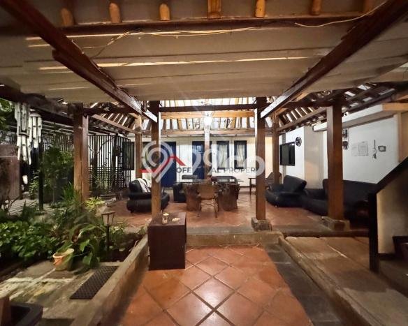 Rumah Elit Modern Tanpa Renovasi di Kemang Jakarta Selatan Rumah Elit Modern Tanpa Renovasi di Kemang Jakarta Selatan