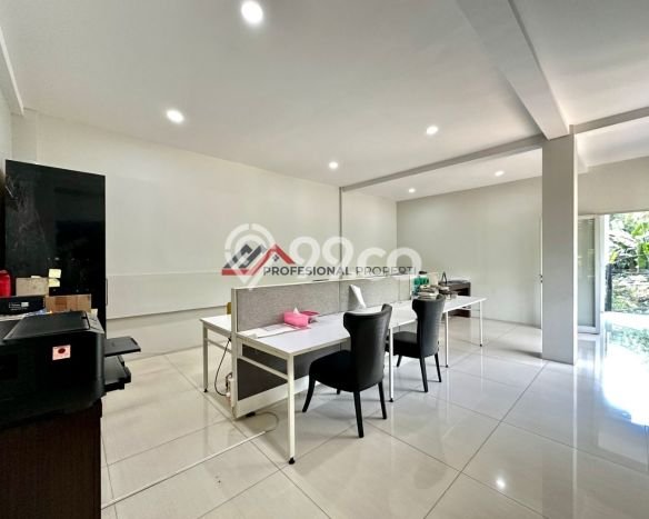 Kantor Dijual di Jakarta Selatan LT 240m2 & LB 320m2 Lokasi Terbaik! Kantor Dijual di Jakarta Selatan LT 240m2 & LB 320m2 Lokasi Terbaik!