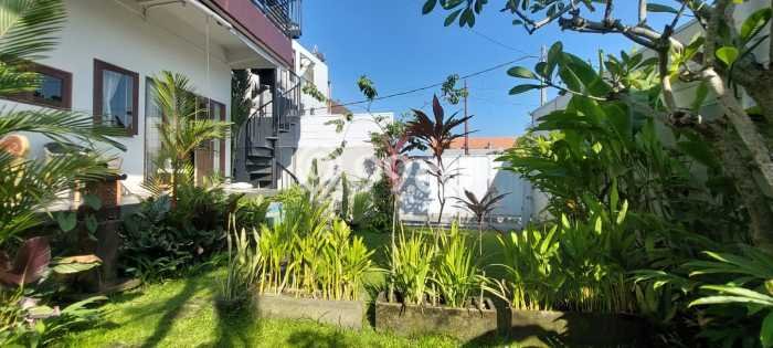 FOR SALE! Vila Kawasan , Area 200m2m², Posisi Premium FOR SALE! Vila Kawasan , Area 200m2m², Posisi Premium