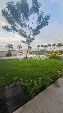 KESEMPATAN EMAS! Vila di , Ukuran 750m2m², Kawasan Potensial dengan prospek naik KESEMPATAN EMAS! Vila di , Ukuran 750m2m², Kawasan Potensial dengan prospek naik