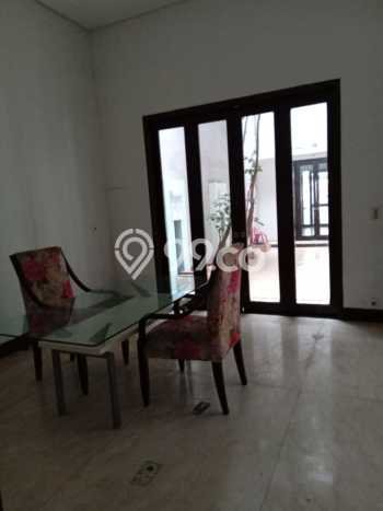 Siap Huni Rumah Mewah 5 Kamar di Kelapa Gading Dekat ke Mana Pun Siap Huni Rumah Mewah 5 Kamar di Kelapa Gading Dekat ke Mana Pun