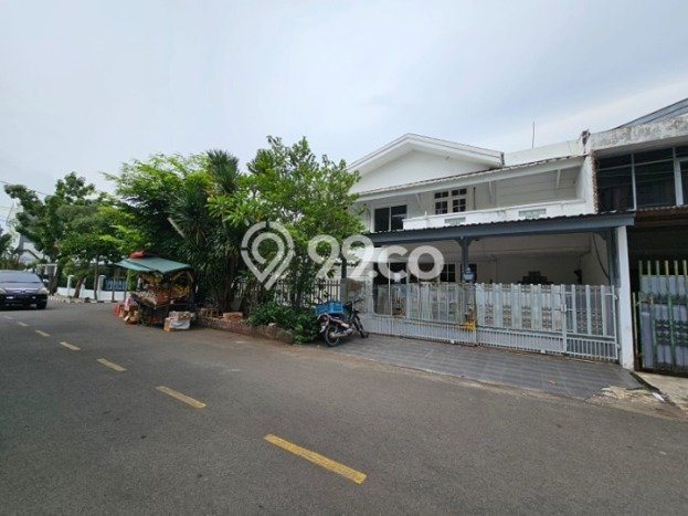 Dijual Hunian Mewah dengan Fasilitas Sekitar Komplit di Kelapa Gading, Jakarta Utara Dijual Hunian Mewah dengan Fasilitas Sekitar Komplit di Kelapa Gading, Jakarta Utara