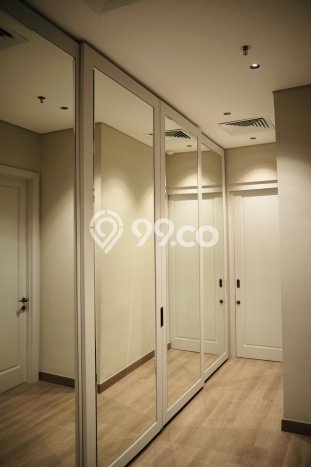 Hunian Apartemen Eksklusif untuk Dijual di Jakarta Barat dengan 3 BR & 2 Kamar Mandi Hunian Apartemen Eksklusif untuk Dijual di Jakarta Barat dengan 3 BR & 2 Kamar Mandi