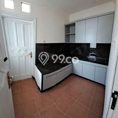 LISTING BARU! Rumah di , Siap Huni, 2 KM, Akses Semarang, Semarang, Luas 239m2m² Bangunan 150m2m² LISTING BARU! Rumah di , Siap Huni, 2 KM, Akses Semarang, Semarang, Luas 239m2m² Bangunan 150m2m²