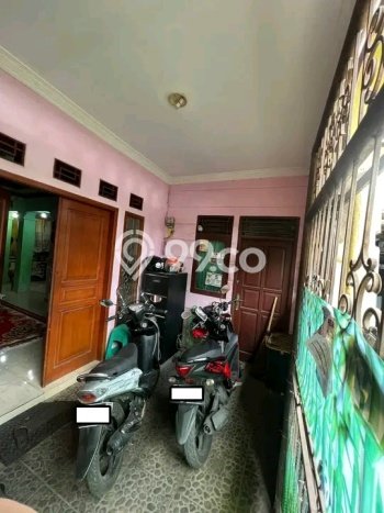 Rumah Luas Asri 7 KT Siap Pakai di Menteng Dalam Jakarta Selatan Rumah Luas Asri 7 KT Siap Pakai di Menteng Dalam Jakarta Selatan