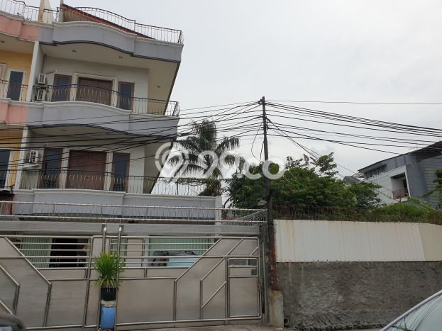 Hunian Mewah LB 600m2 Siap Huni Desain Elegan di Kedoya Selatan, Jakarta Barat Hunian Mewah LB 600m2 Siap Huni Desain Elegan di Kedoya Selatan, Jakarta Barat