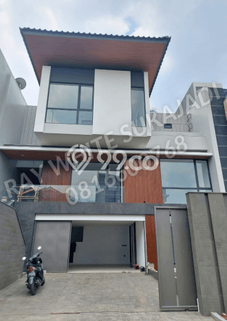 Jual Rumah Luas Elegan Dengan View Eksklusif di Setra Duta, Bandung Jual Rumah Luas Elegan Dengan View Eksklusif di Setra Duta, Bandung