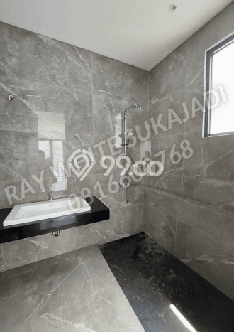 Jual Rumah Luas Elegan Dengan View Eksklusif di Setra Duta, Bandung Jual Rumah Luas Elegan Dengan View Eksklusif di Setra Duta, Bandung