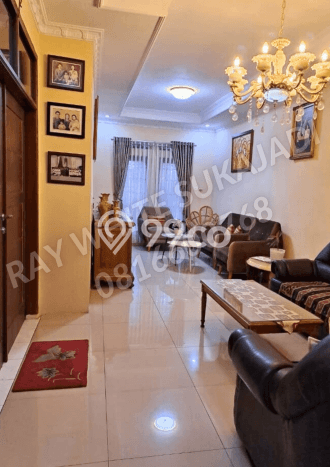 For Sale Rumah 4 Kamar Lokasi Ideal Nyaman dan Strategis di Antapani For Sale Rumah 4 Kamar Lokasi Ideal Nyaman dan Strategis di Antapani