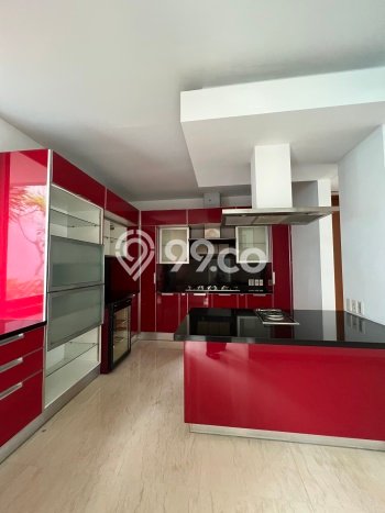 Sewa Rumah Strategis di Pondok Indah LT 560m2 / LB 643m2 Siap Huni Sewa Rumah Strategis di Pondok Indah LT 560m2 / LB 643m2 Siap Huni