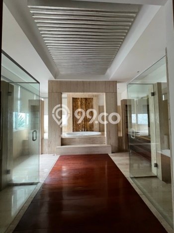 Sewa Rumah Strategis di Pondok Indah LT 560m2 / LB 643m2 Siap Huni Sewa Rumah Strategis di Pondok Indah LT 560m2 / LB 643m2 Siap Huni