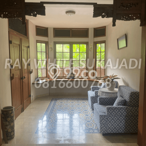 Rumah Luxury di Bandung Lokasi Strategis Kondisi Baik Rumah Luxury di Bandung Lokasi Strategis Kondisi Baik