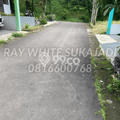 Rumah Modern 3 Kamar LT 100m2 di Cihanjuang Rumah Modern 3 Kamar LT 100m2 di Cihanjuang