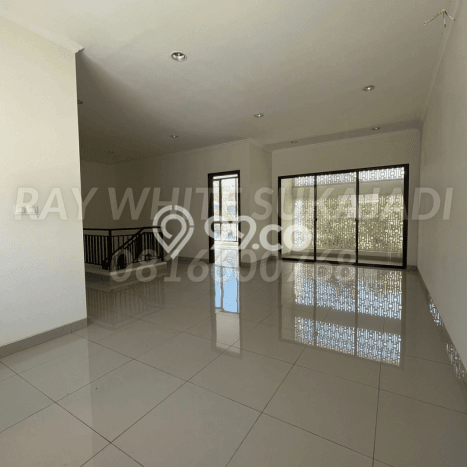 Jual Rumah Luas Elegan Dengan View Eksklusif di Gede Bage, Bandung Jual Rumah Luas Elegan Dengan View Eksklusif di Gede Bage, Bandung